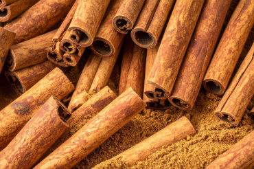 Indonesian spices nutmeg and mace